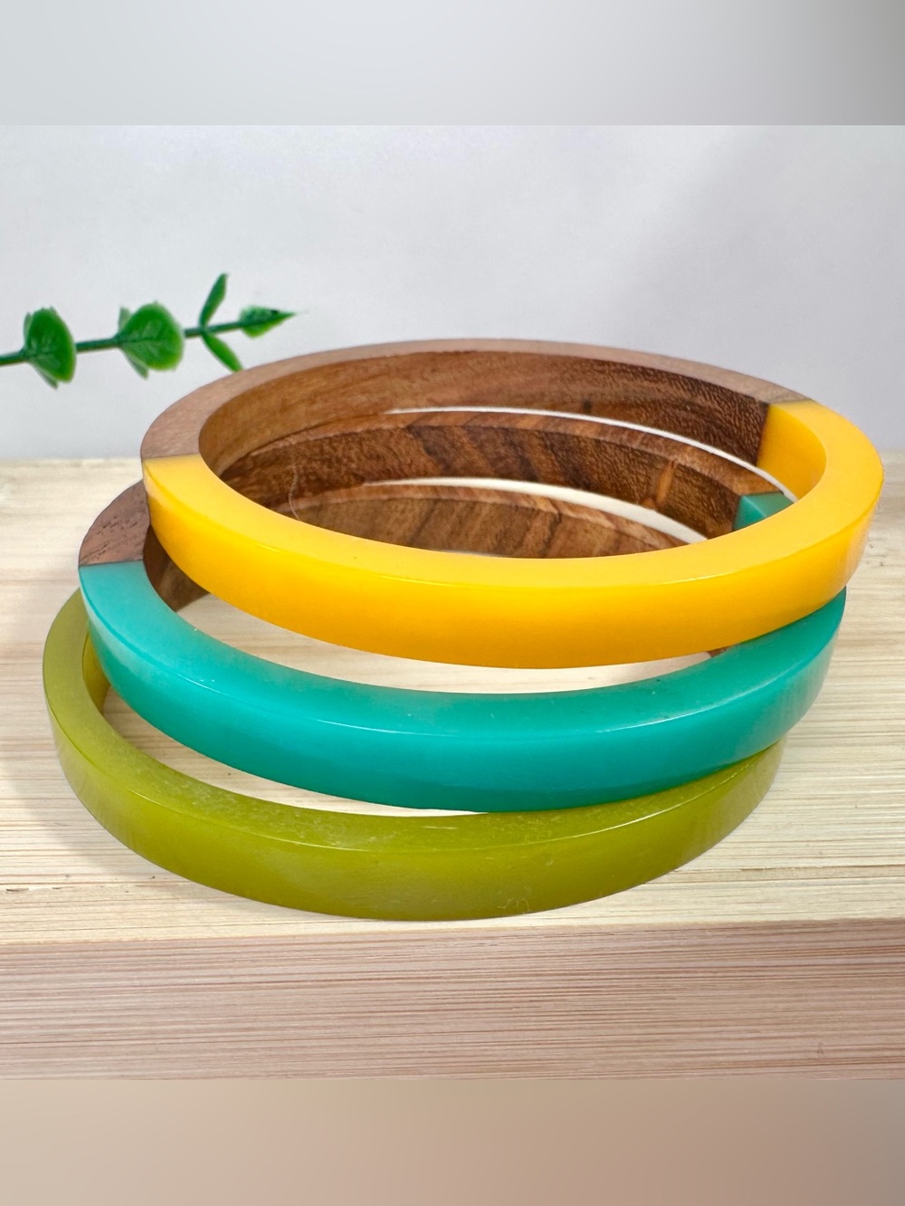 💚Colorful Wood and Acrylic Bangles (3)